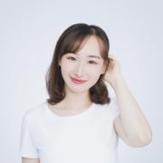 Xinyi Yang (headshot)